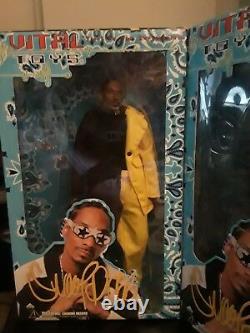 Lot of 2 Rare Snoop Dogg Limited Edition Action Figure Dolls 1 signed