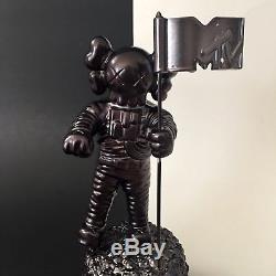 MTV KAWS MoonMan Video Music Award Trophy Black BE@RBRICK RARE Supreme