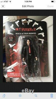 MY CHEMICAL ROMANCE GERARD WAY Action Figure PLUS signed Three Cheers For Sweet