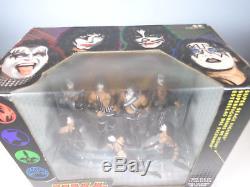McFarlane KISS Love Gun Deluxe Boxed Edition Super Stage Figures 2004 New in Box