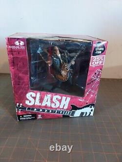 McFarlane Toys Guns N Roses Slash Action Figure Deluxe Box Set Broken Cig