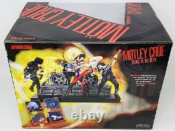 McFarlane Toys Motley Crue Shout at the Devil Deluxe Boxed Edition Set