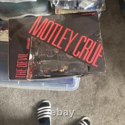 McFarlane Toys Motley Cure Shout At The Devil Action Figure Set