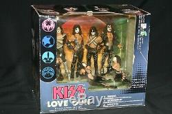 Mcfarlane Kiss Love Gun Deluxe Boxed Edition With Custom Base New Sealed