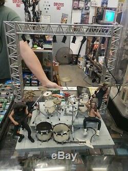 Metallica Harvesters of Sorrow McFarlane Toys Stage Set Working Lights & Sound