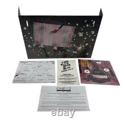Mezco One12 Collective Pink Skulls Chaos Club'Gig From Hell' Deluxe Boxed Set