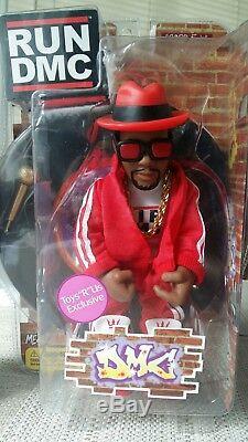 Mezco Run DMC Vinyl Figures Toys-R-Us Exclusive in Red Suits RIP Jam Master Jay