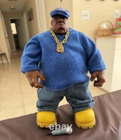 Mezco Toyz Notorious BIG Blue Sweater Version (NewithLoose)