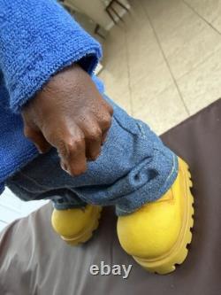 Mezco Toyz Notorious BIG Blue Sweater Version (NewithLoose)