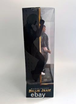 Michael Jackson Billie Jean 10 Playmates 2010 Collector Rare Doll UNOPENED