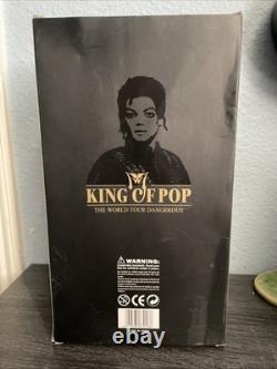 Michael Jackson Dangerous Limited Edition King Of Pop Action Figure Doll