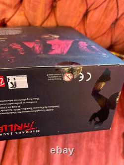 Michael Jackson Thriller 10 2010 Playmates Toys Figure 16767NIB Excellent