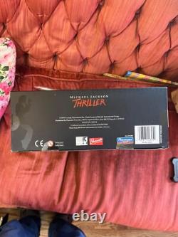 Michael Jackson Thriller 10 2010 Playmates Toys Figure 16767NIB Excellent