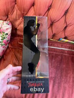 Michael Jackson Thriller 10 2010 Playmates Toys Figure 16767NIB Excellent