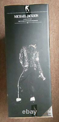 Michael jackson Billy Jean Figure with serial