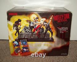 Motley Crue 2004 McFarlane Toys Box Set Shout at the Devil Figures & Stage MISB