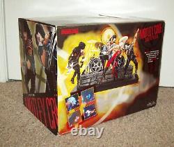 Motley Crue 2004 McFarlane Toys Box Set Shout at the Devil Figures & Stage MISB