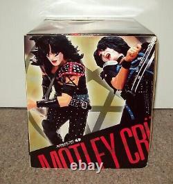 Motley Crue 2004 McFarlane Toys Box Set Shout at the Devil Figures & Stage MISB