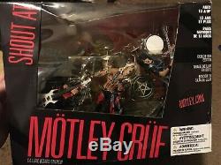 Motley Crue'Shout At The Devil' McFarlane figure box Nikki Sixx Tommy Lee Dirt