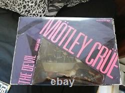 Motley Crue Shout at the Devil Deluxe Boxed Figure Set Mcfarlane Toys