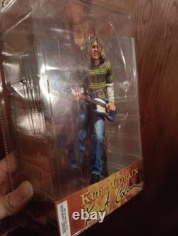 NECA Kurt Cobain 7'' Action Figure with Skyblue Guitar (2006) Sealed