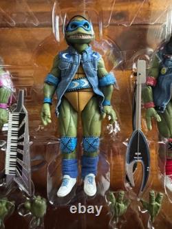 NECA SDCC Teenage Mutant Ninja Turtles Musical Mutagen Tour 4 Pack & Bonus Sz L