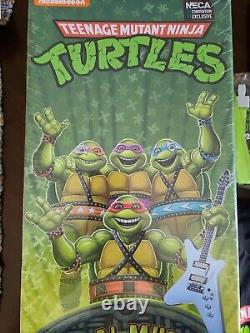 NECA TMNT Musical Mutagen Tour 2020 Con Exclusive (T-Shirt L Badge & Bag)