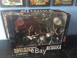 NEW MCFARLANE TOYS METALLICA ACTION FIGURE HARVESTERS Of SORROW BOXED STAGE SET