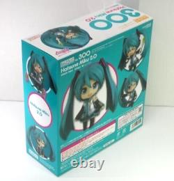 New Miku Hatsune Nendoroid 300 Ver. 2.0 Vocaloid Action Figure Good Smile Company
