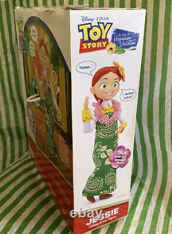 New Think Toys R Us Disney/pixar 12 Jessie Talking Action Figure Hawaii Vacay