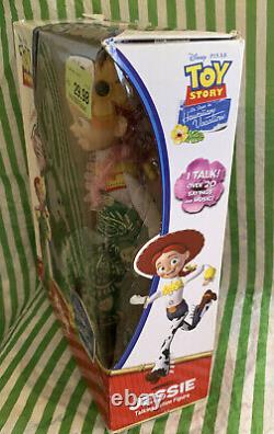 New Think Toys R Us Disney/pixar 12 Jessie Talking Action Figure Hawaii Vacay