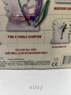 Pink Floyd The Wall-Pink & Female Scorpion Figure 2003 Series 1 New & DVD Movie