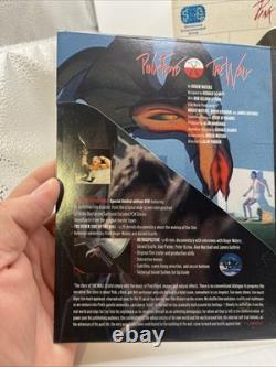 Pink Floyd The Wall-Pink & Female Scorpion Figure 2003 Series 1 New & DVD Movie