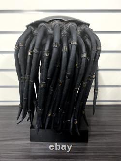 Predator 3D Limited Edition Ultimate Hunting Trophy & Blu-Ray 3D Set