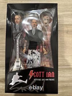 RARE NECA OFFICIAL 8 SCOTT IAN ACTION FIGURE Anthrax New AUTOGRAPH SIGNED