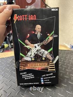 RARE NECA OFFICIAL 8 SCOTT IAN ACTION FIGURE Anthrax New AUTOGRAPH SIGNED