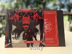 RED SHADOWS BLOOD WOLF Figure & Music Vinyl Skeletron Series Roboskull MK II