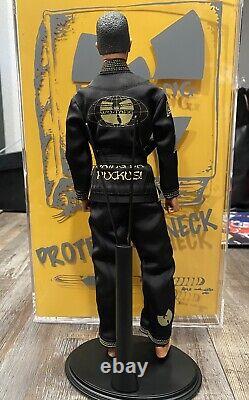 RZA Albino & Preto Wu Tang Kimono Figurine collectible