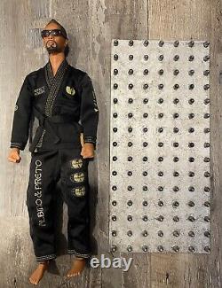 RZA Albino & Preto Wu Tang Kimono Figurine collectible