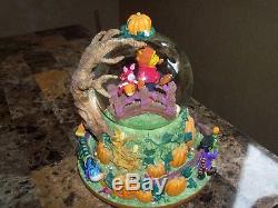 Rotating Vintage Disney Halloween Musical Snowglobe (halloween Pumpkin Parade)