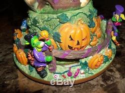 Rotating Vintage Disney Halloween Musical Snowglobe (halloween Pumpkin Parade)