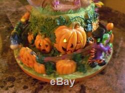 Rotating Vintage Disney Halloween Musical Snowglobe (halloween Pumpkin Parade)