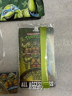 SDCC 2020 NECA Teenage Mutant Ninja Turtles Musical Mutagen Tour Bundle Large