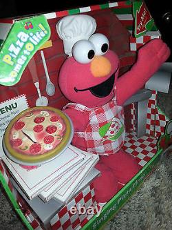 SINGING PIZZA ELMO 2007 Plush Toy SESAME STREET Fisher Price STUFFED ANIMAL DOLL