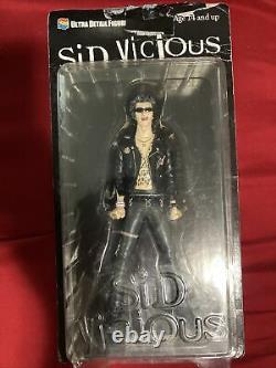 Sid Vicious withSunglasses- Ultra Detail Figure