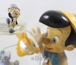 Snowglobe musical Pinocchio DISNEY Toyland bocal poisson Cleo Figaro et Jiminy