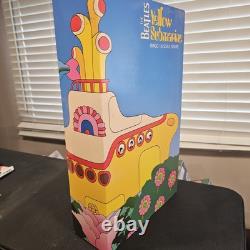 THE BEATLES Yellow Submarine RINGO 12 Action Figure Factory Entertainment NEW