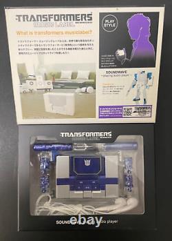 Takara Tomy 2007 Transformers Music Label Soundwave (Spark Blue) COLLECTIBLE
