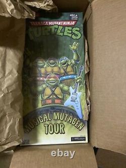 Teenage Mutant Ninja Turtles Musical Mutagen Tour Bundle Figure 4 Pk T-shirt L