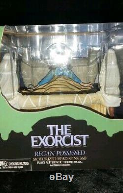 The Exorcist Regan Possessed Deluxe movie musical horror box set figure Neca